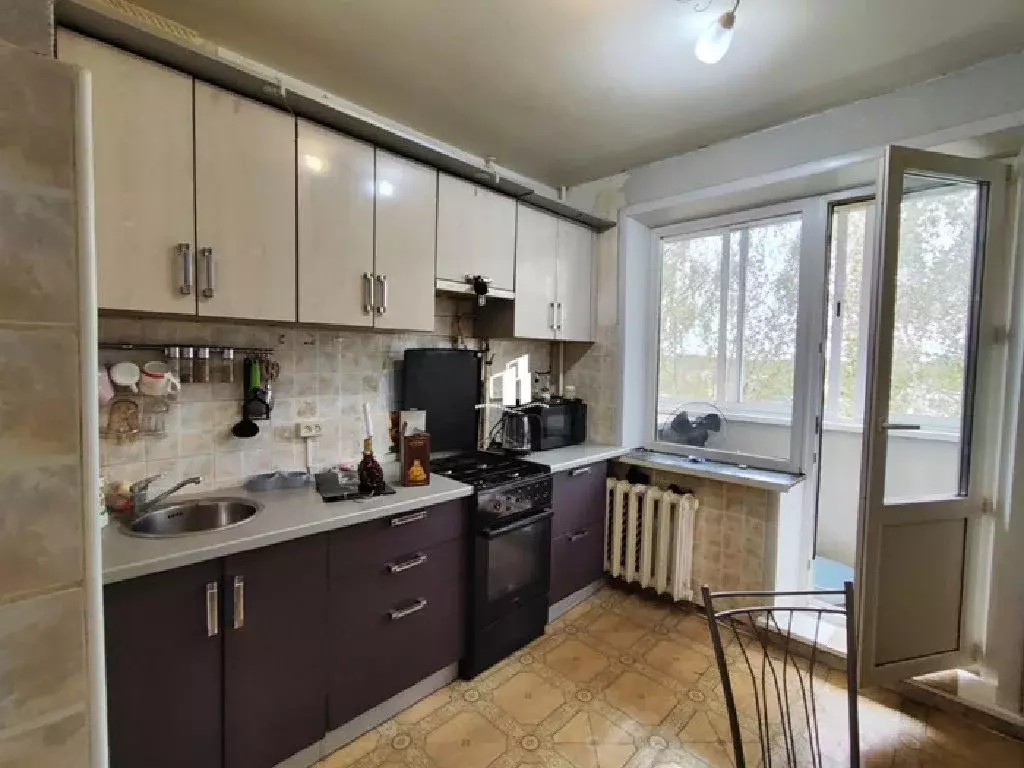 Продается 2-комнатная квартира - Фото 1