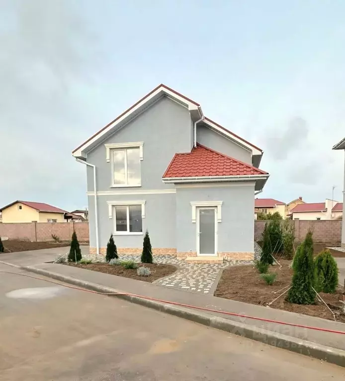 Дом в Крым, Евпатория городской округ, Заозерное пгт ул. Космическая ... - Фото 0