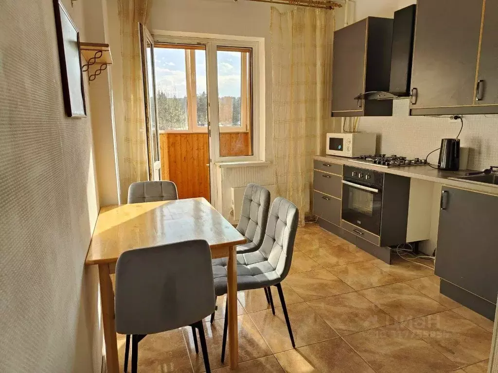 2-к кв. Ленинградская область, Сертолово Всеволожский район,  (69.0 м) - Фото 0