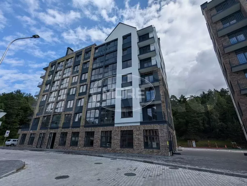 1-к. квартира, 42 м, 4/7 эт. - Фото 0