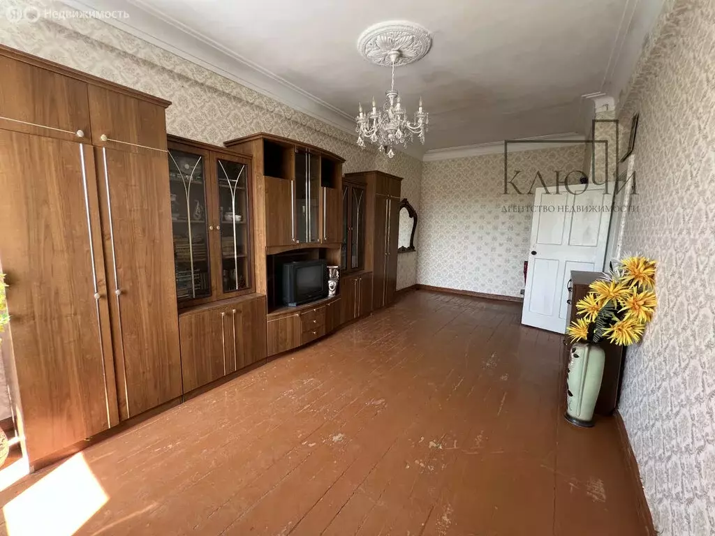 2-комнатная квартира: Магнитогорск, улица Маяковского, 56 (55.1 м) - Фото 1