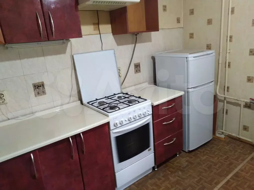 2-к. квартира, 55 м, 1/9 эт. - Фото 0