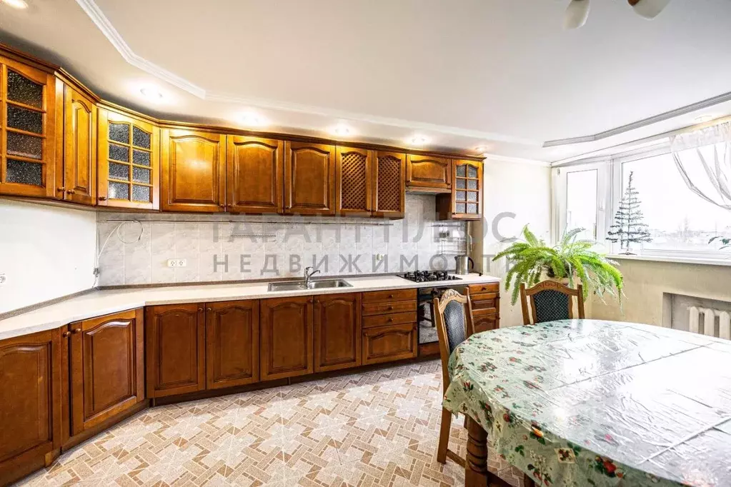 3-к кв. Липецкая область, Липецк Октябрьская ул., 74 (93.0 м) - Фото 2