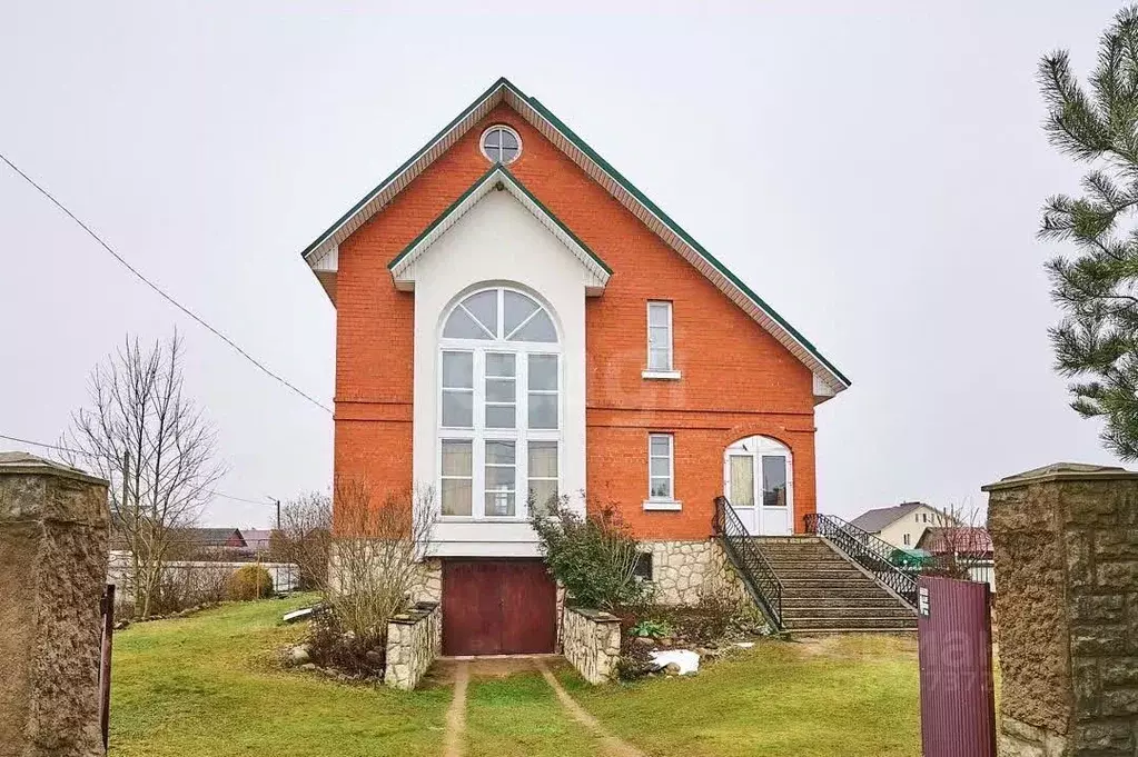 Дом в Псковская область, Псков Дальняя наб., 42 (221 м) - Фото 1