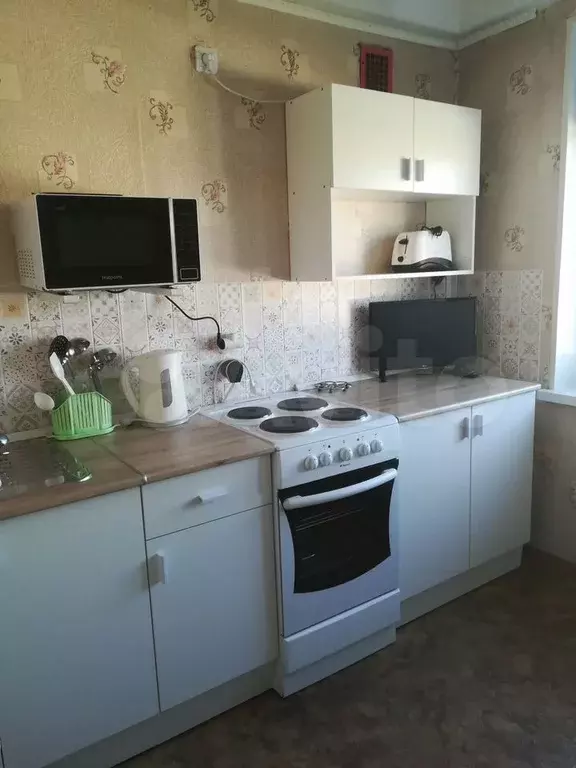 2-к. квартира, 46 м, 8/10 эт. - Фото 0