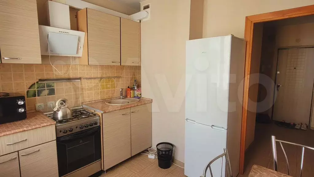 1-к. квартира, 40 м, 8/10 эт. - Фото 1