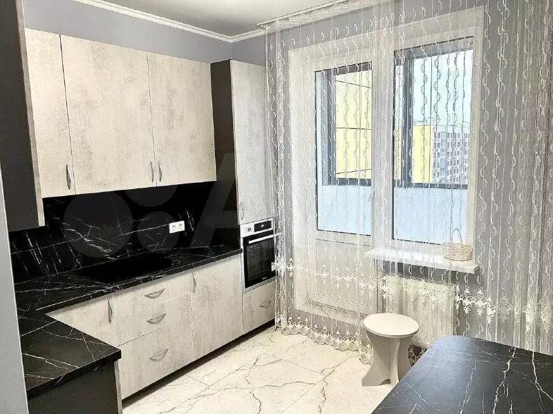 2-к. квартира, 55 м, 16/17 эт. - Фото 0
