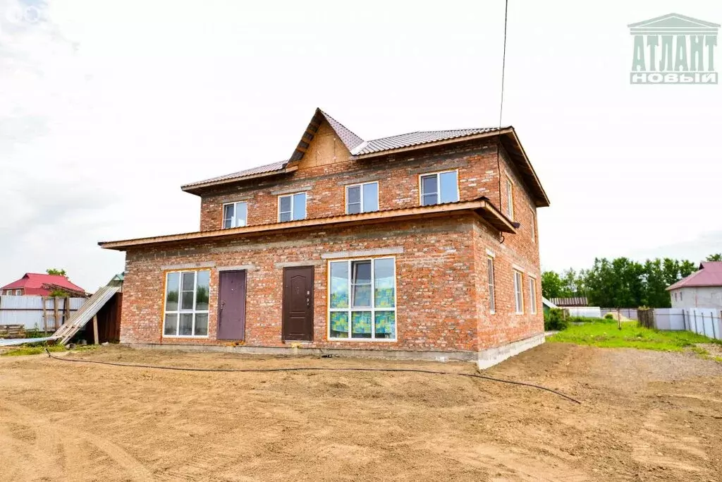 Дом в село Некрасовка, улица Ленина (242 м) - Фото 0