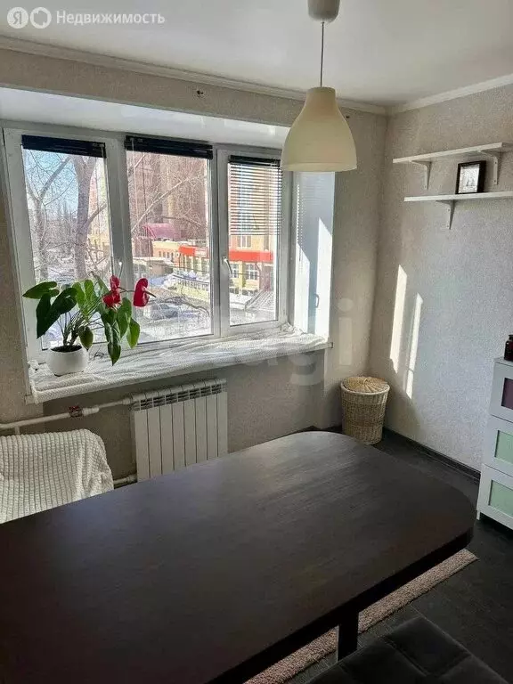 Квартира-студия: Омск, улица Декабристов, 155 (18 м) - Фото 1