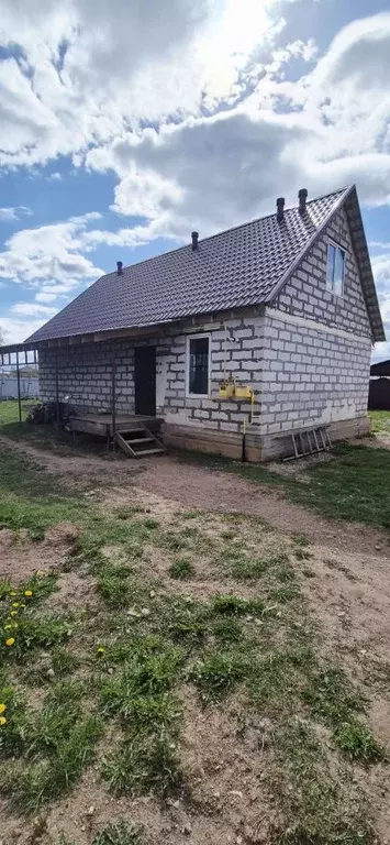 Дом в Псковская область, Псковский район, Логозовская волость, д. ... - Фото 1