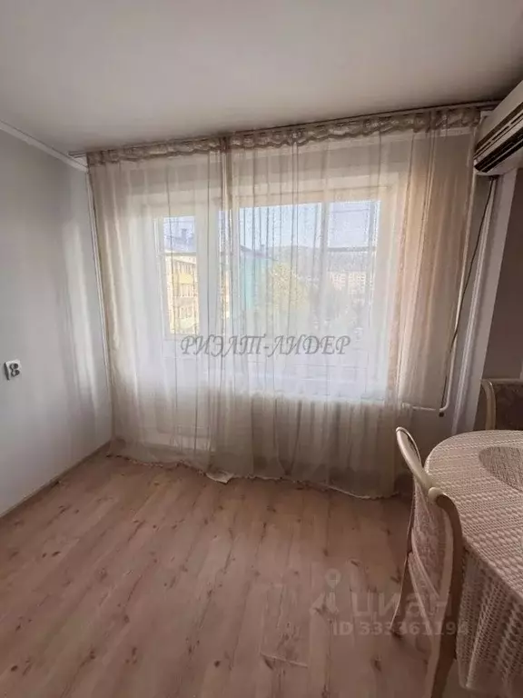 4-к кв. Алтай, Горно-Алтайск Алтайская ул., 8 (90.0 м) - Фото 1