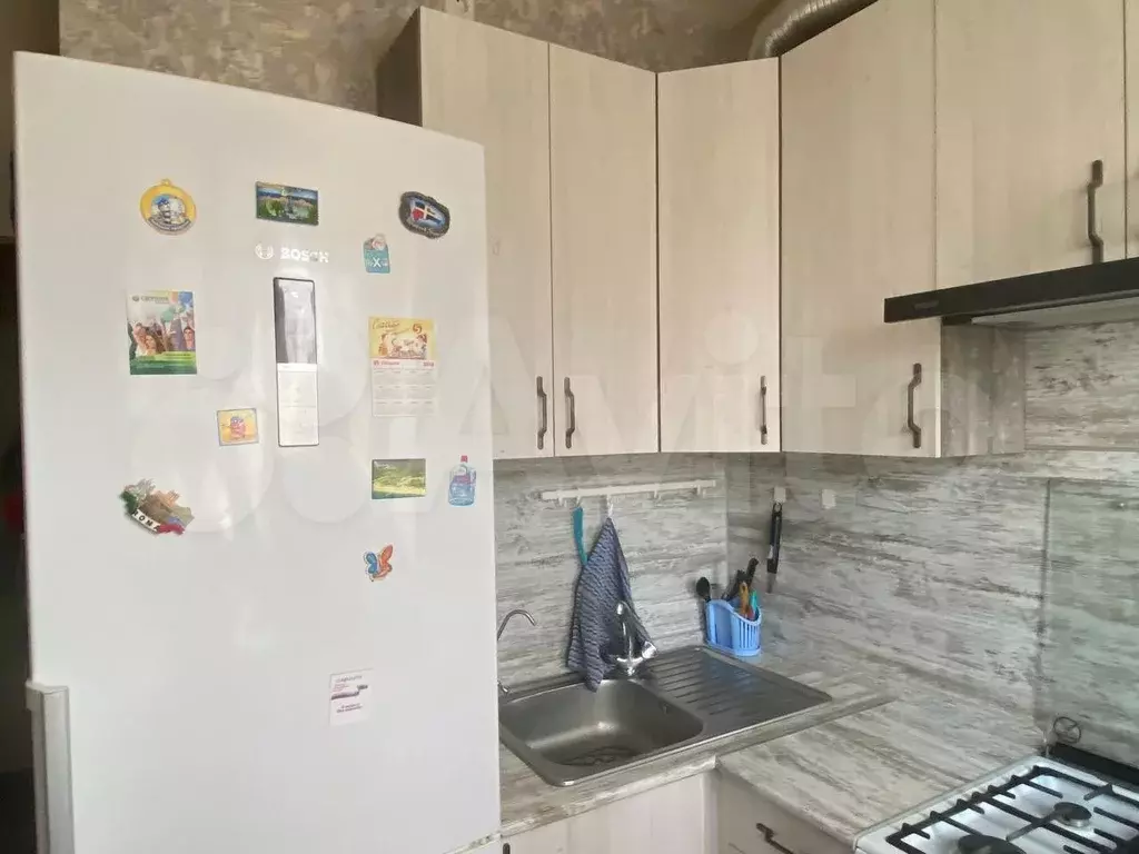 3-к. квартира, 60 м, 4/6 эт. - Фото 1