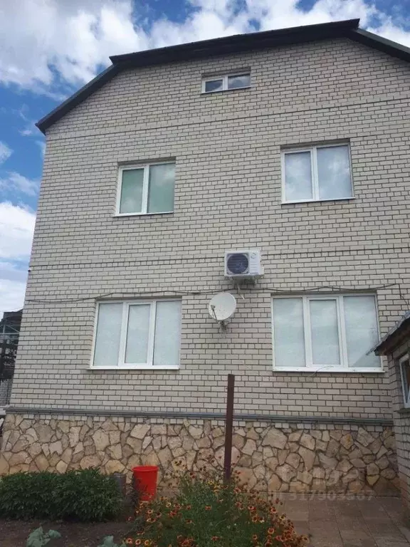 Дом в Саратовская область, Саратов Черниговская ул., 57 (194 м) - Фото 0