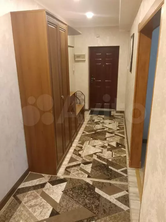 1-к. квартира, 52 м, 6/9 эт. - Фото 0