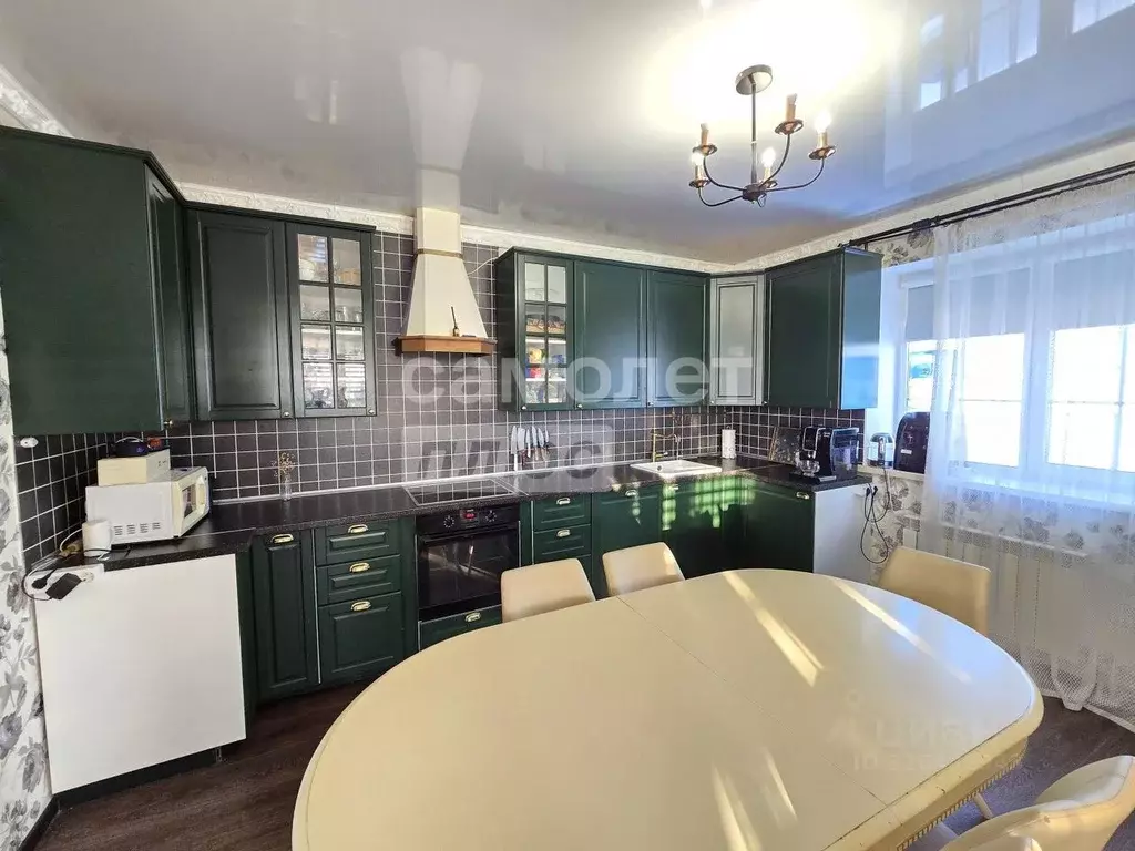 Дом в Башкортостан, Мелеуз ул. Валиди (176 м) - Фото 1