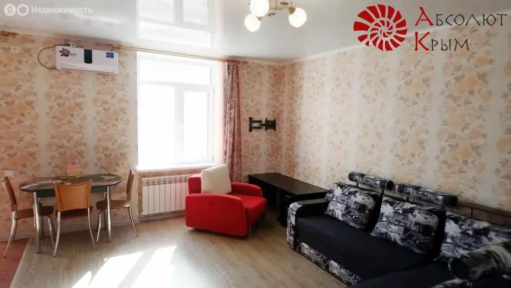 1-комнатная квартира: Феодосия, улица Габрусева, 2 (34 м) - Фото 1