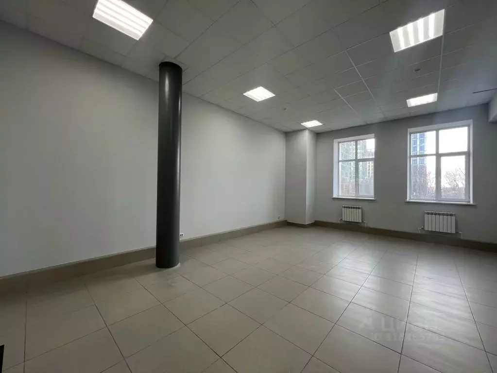 Офис в Татарстан, Казань ул. Мазита Гафури, 50к5 (50 м) - Фото 1