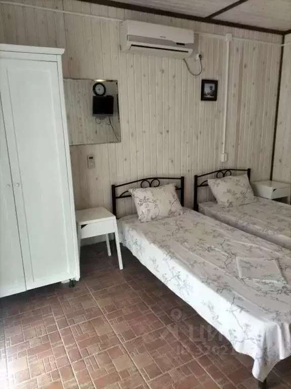 Дом в Краснодарский край, Темрюкский район, Голубицкое с/пос, ... - Фото 0