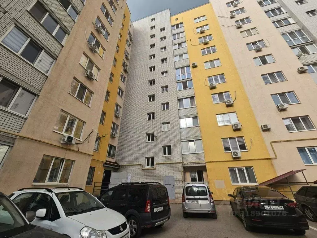 3-к кв. Саратовская область, Саратов ул. Имени С.П. Лисина, 6 (78.4 м) - Фото 0