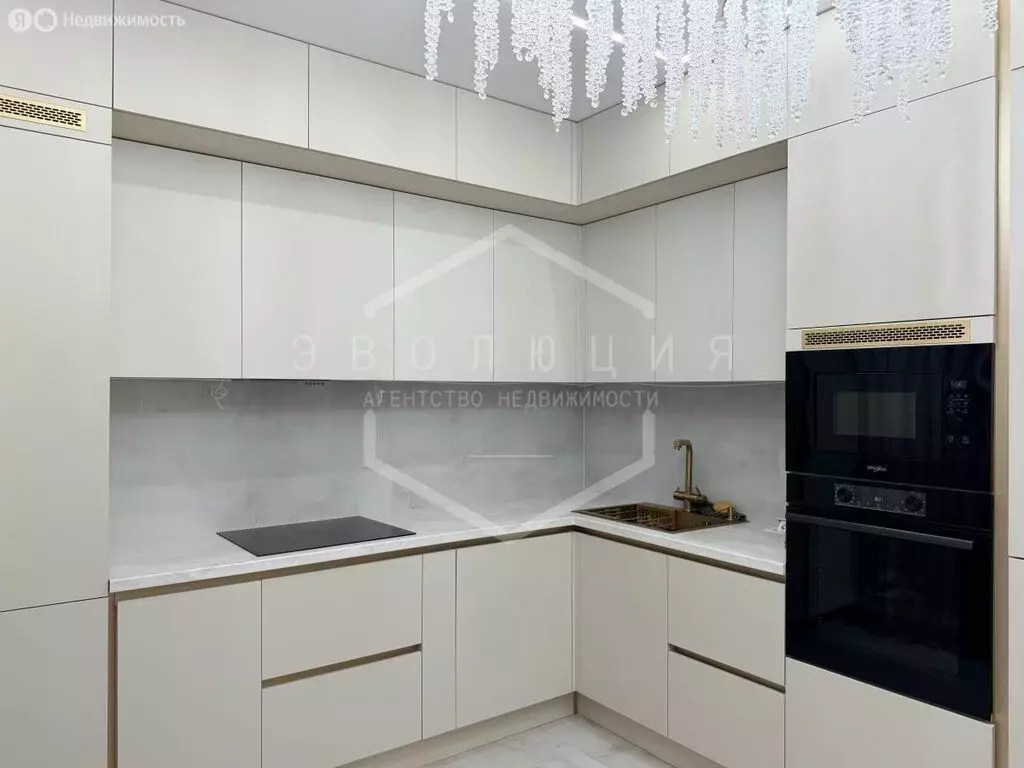 2-комнатная квартира: Пионерский, Октябрьская улица, 8 (59.1 м) - Фото 2