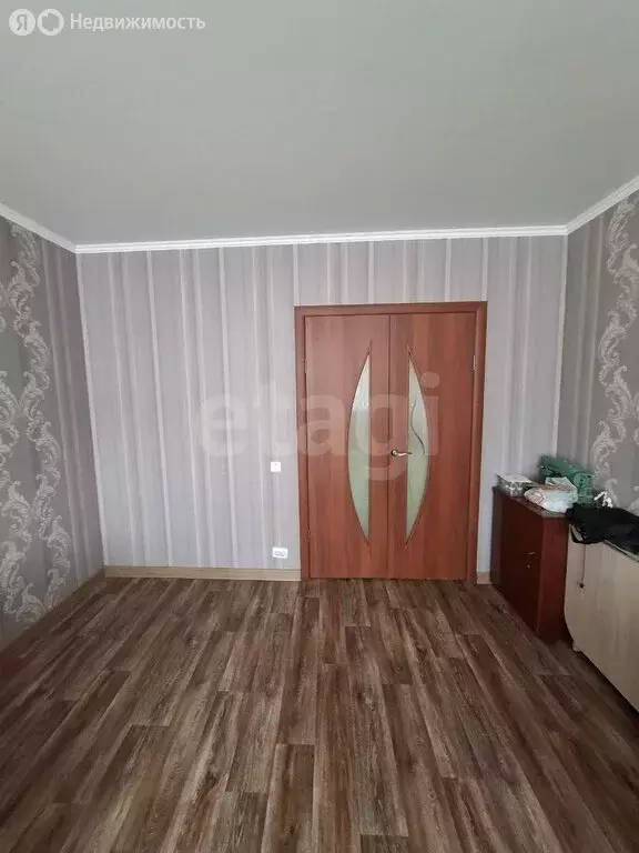 3-комнатная квартира: Саратов, улица имени И.П. Бардина, 8 (64.1 м) - Фото 2