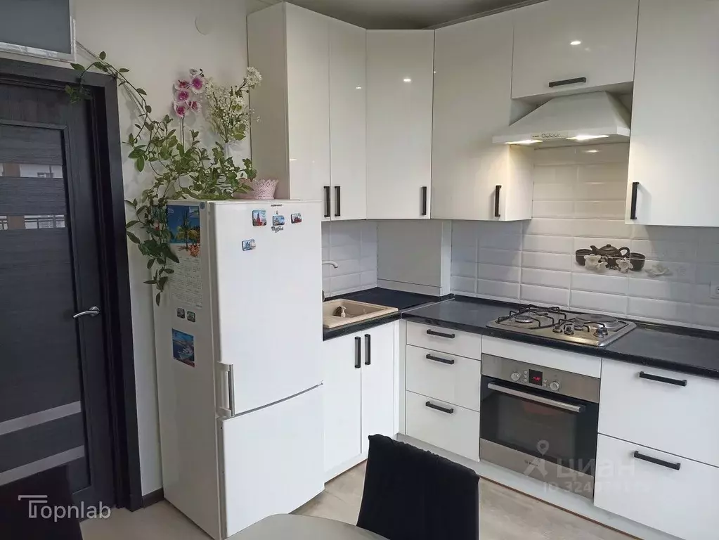 3-к кв. Калининградская область, Гурьевский муниципальный округ, пос. ... - Фото 1