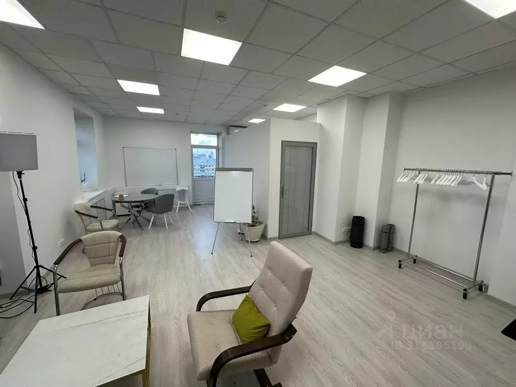 Офис в Москва Старая Басманная ул., 14/2С4 (30 м) - Фото 1