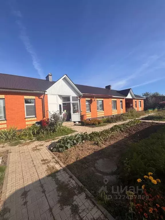2-к кв. Татарстан, Арск ул. Комарова, 29А (55.0 м) - Фото 0