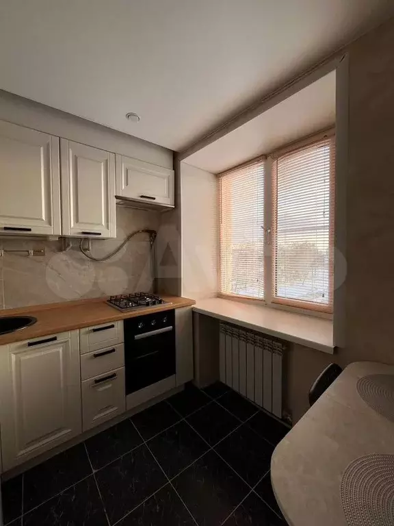 1-к. квартира, 32 м, 5/5 эт. - Фото 1