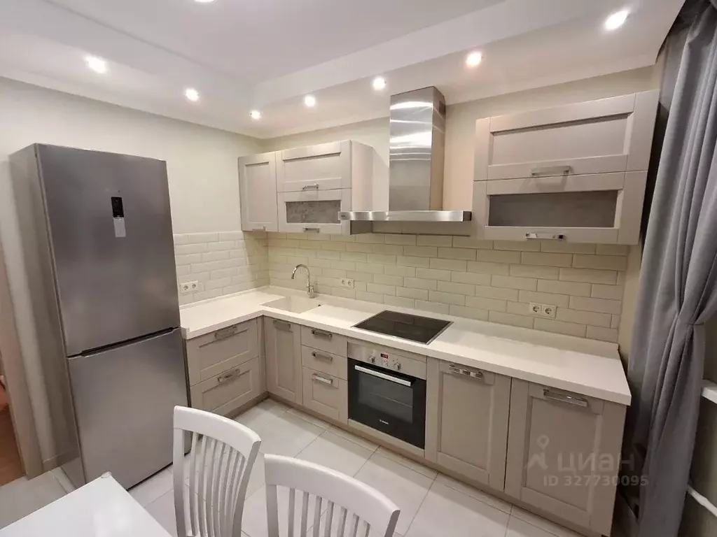 2-к кв. Москва ул. Адмирала Лазарева, 61 (58.0 м) - Фото 2