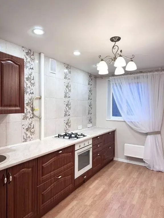 Квартира, 3 комнаты, 57.4 м - Фото 0