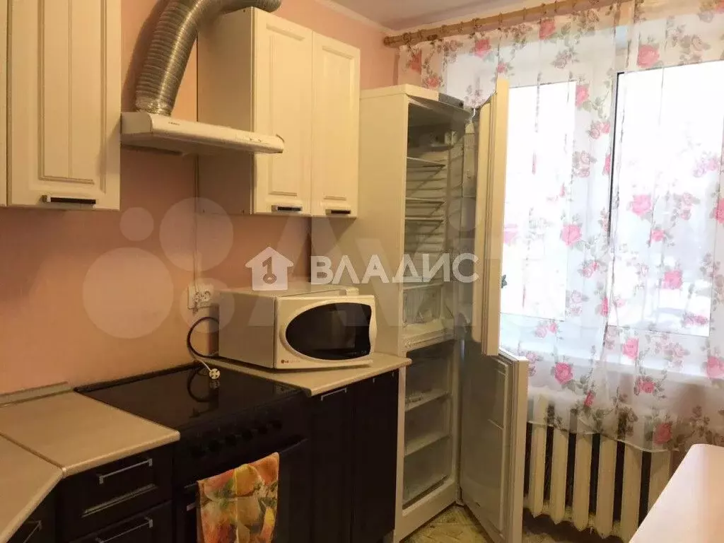 3-к. квартира, 60 м, 3/9 эт. - Фото 1