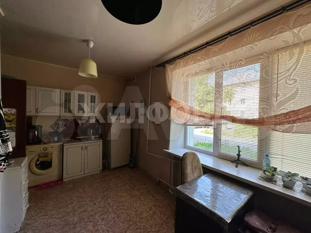 Комната 19,9 м в 3-к., 1/3 эт. - Фото 1