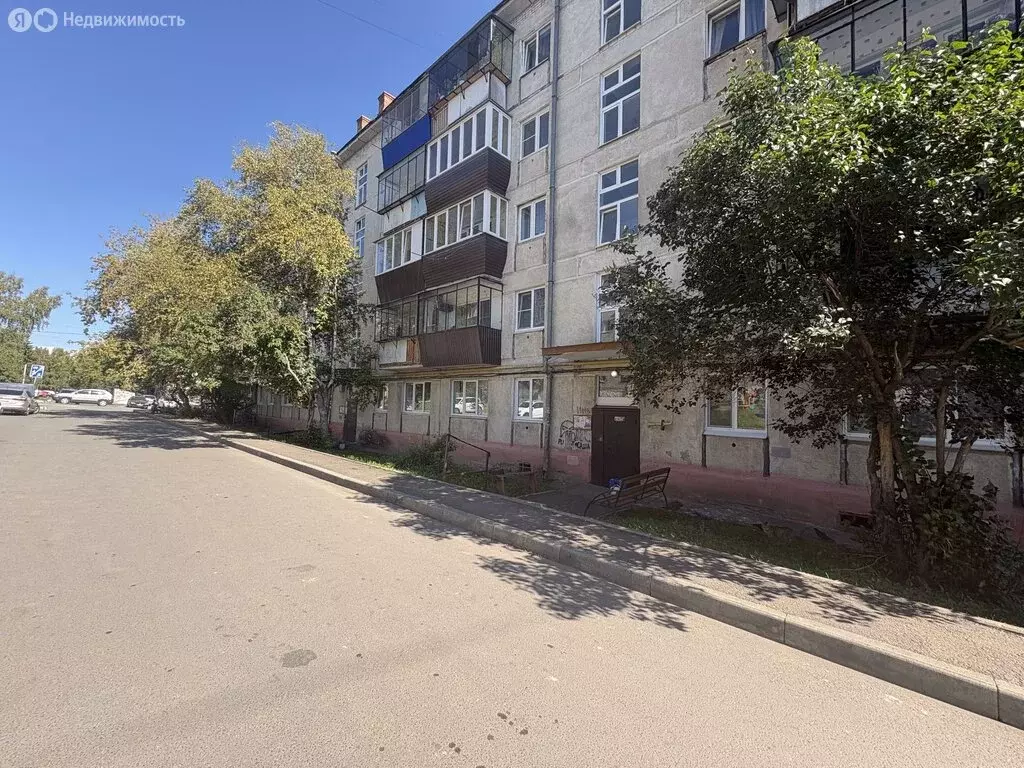 1-комнатная квартира: Белорецк, улица 50 лет Октября, 64 (31 м) - Фото 1