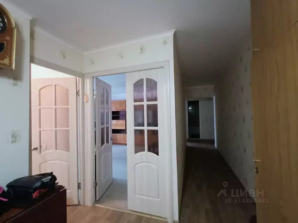 3-к кв. Марий Эл, Йошкар-Ола ул. Петрова, 11 (71.2 м) - Фото 2