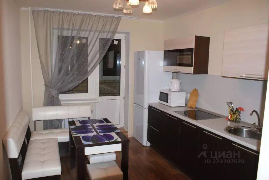 2-к кв. Ярославская область, Ярославль ул. Ньютона, 33к2 (75.0 м) - Фото 1