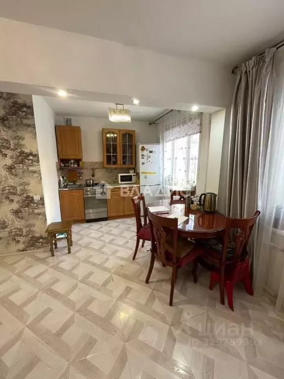 3-к кв. Бурятия, Улан-Удэ ул. Павлова, 10а (58.7 м) - Фото 2