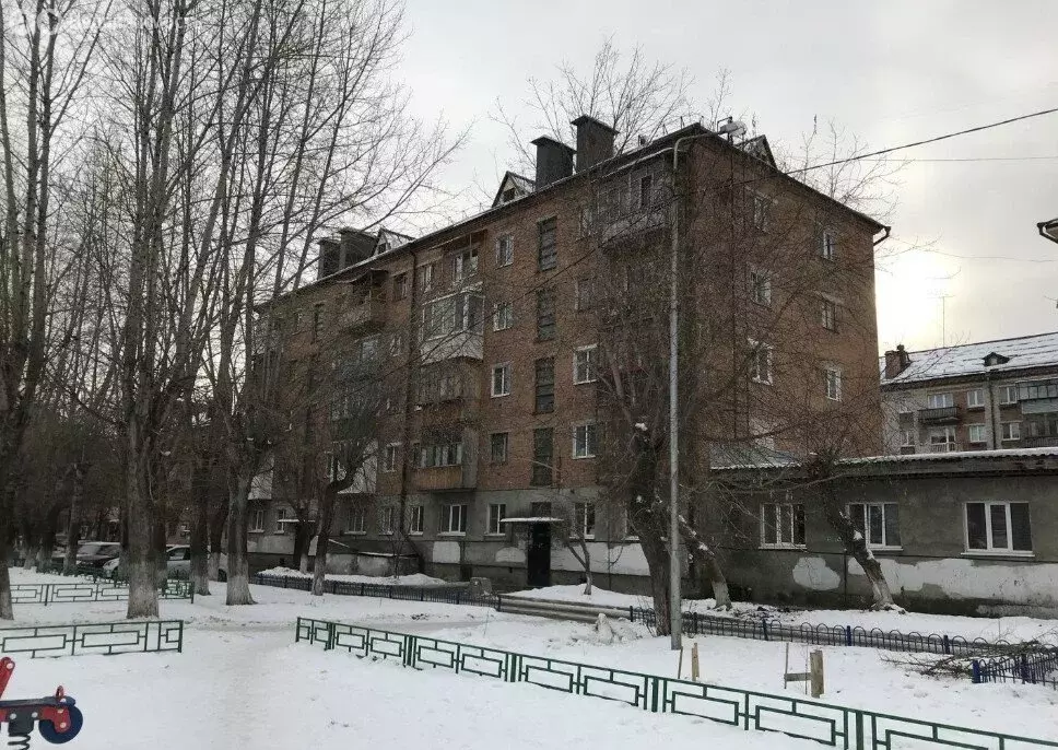 3-комнатная квартира: Тюмень, Рижская улица, 53 (56 м) - Фото 1