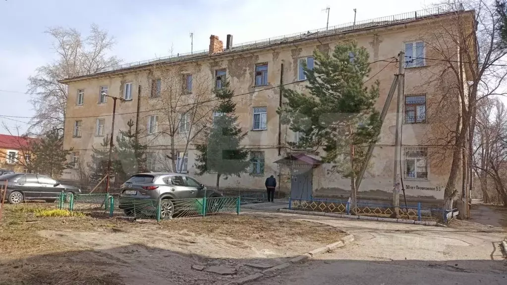 Комната Омская область, Омск Городок Нефтяников мкр, ул. 50 лет ... - Фото 1