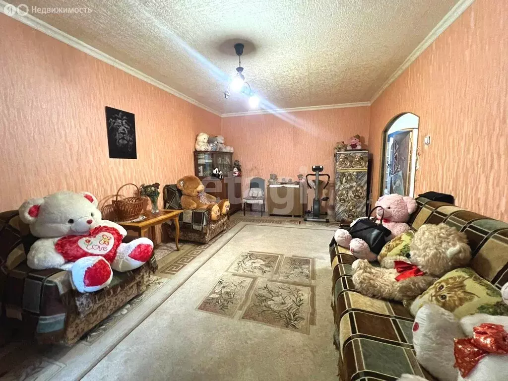 4-комнатная квартира: Солнечнодольск, Солнечный бульвар, 18 (79.1 м) - Фото 1