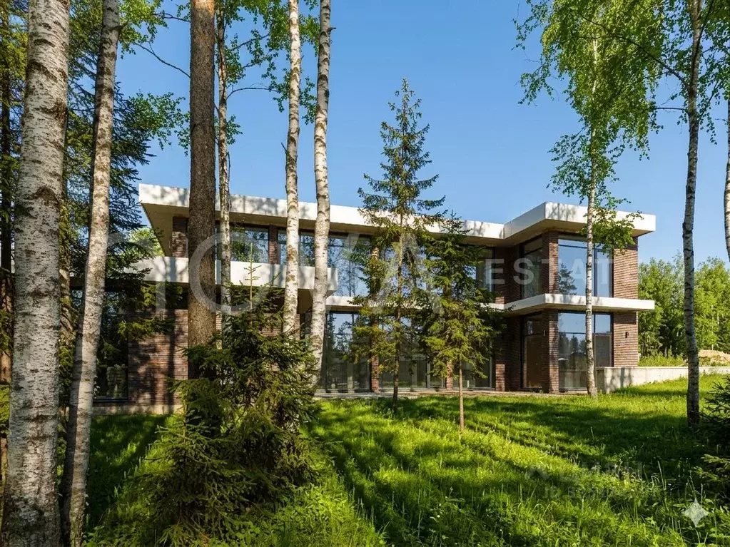 Дом в Ленинградская область, Выборгский район, Первомайское с/пос, ... - Фото 1