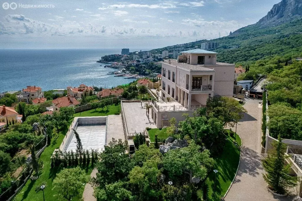 Дом в Республика Крым, муниципальный округ Ялта, посёлок городского ... - Фото 1