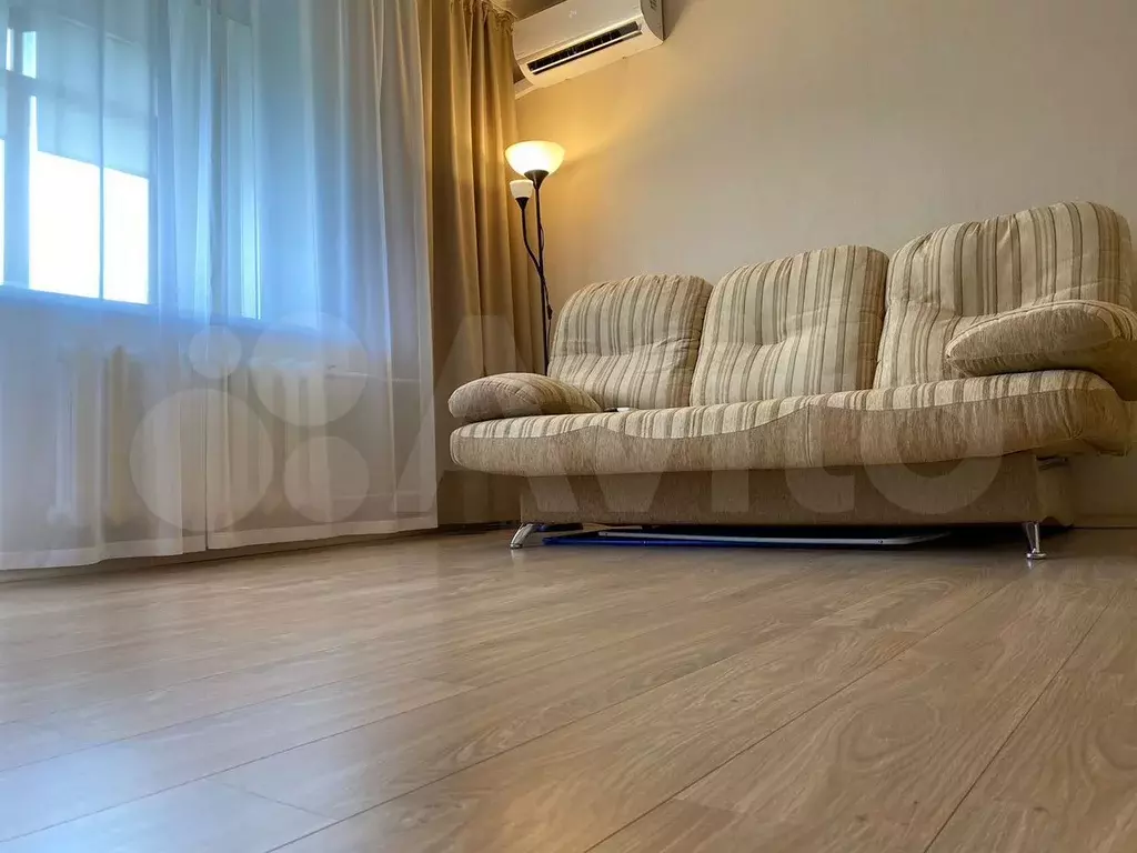 1-к. квартира, 40 м, 3/10 эт. - Фото 1