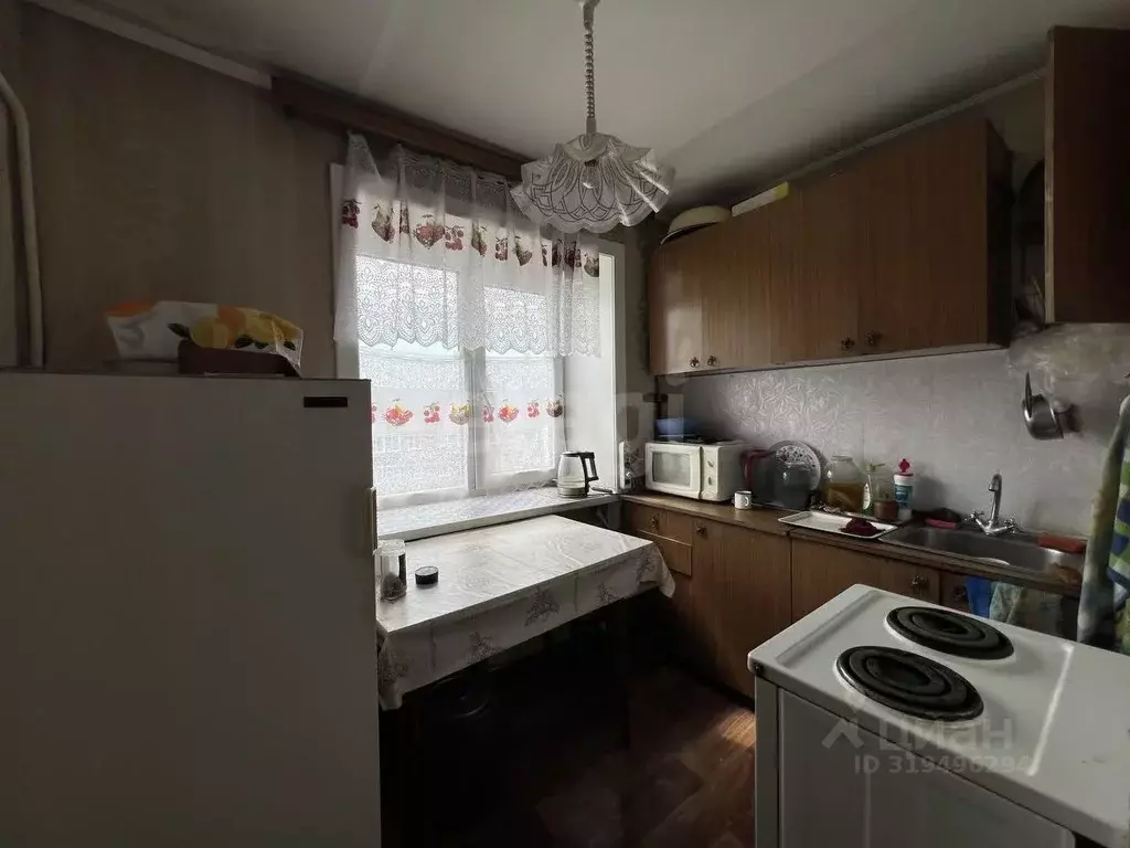 4-к кв. Бурятия, Улан-Удэ Комсомольская ул., 2А (64.2 м) - Фото 0