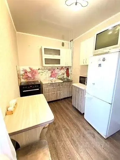 2-к кв. Белгородская область, Старый Оскол Космос мкр, 1А (54.0 м) - Фото 2