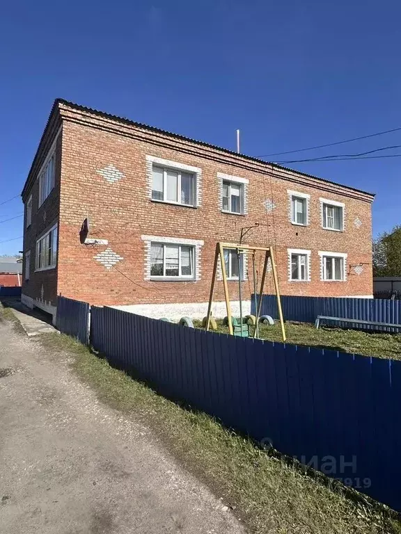 3-к кв. Новосибирская область, Татарск ул. Чехова, 107 (75.0 м) - Фото 0