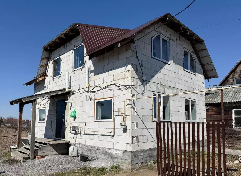 Дом в Курганская область, с. Кетово ул. Советская (107 м) - Фото 1
