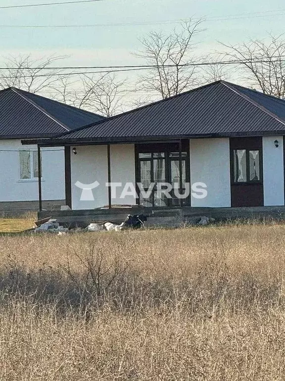 Дом в Крым, Симферопольский район, с. Урожайное, Имени Александра ... - Фото 1