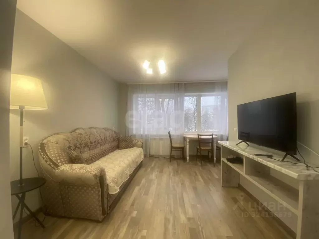 3-к кв. Вологодская область, Череповец ул. Краснодонцев, 74 (58.4 м) - Фото 1