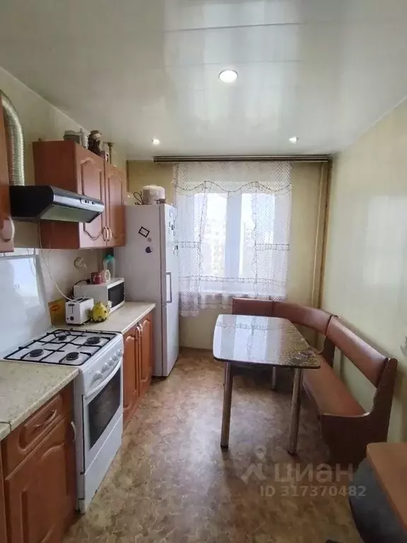 3-к кв. Ярославская область, Рыбинск ул. Кустова, 2 (59.1 м) - Фото 0